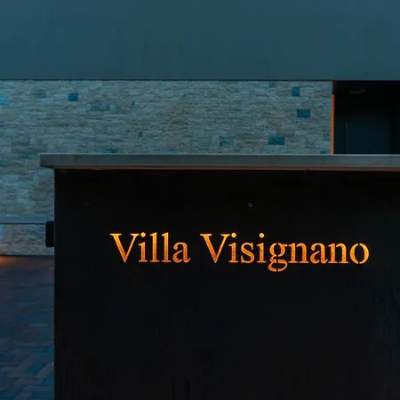 Visignano Near Porec For 8 People With 49 M2 Heated Pool, Wellness & Sea View Βίλα
