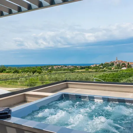 Visignano Near Porec For 8 People With 49 M2 Heated Pool, Wellness & Sea View * Višnjan